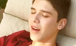 Ehefrau laest sich im Ehebett video amateur porno gratuite ficken 3