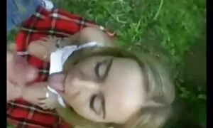 Rugueux putain de papa avec une gros coq vidéo cul streaming