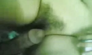 Vilain Poussin slurps son coq film porno hard francais et couilles
