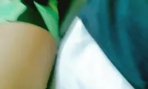 Belle teen avec un film porno amateurs français corps magnifique baise sa chatte