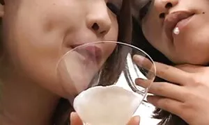 Brunette anal gode pénétration et masturbation devant la film x gratuit dorcel caméra