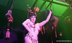 Nouvelle fille chaude extreating la film x amateur came du Mobile 2