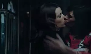 Femme mariée prend bite noire film porno francais hard dans ses yeux bruns